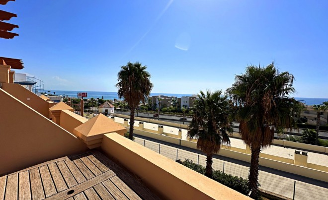 Revente · Bungalow / Maison de Ville · Estepona · Costa del Sol