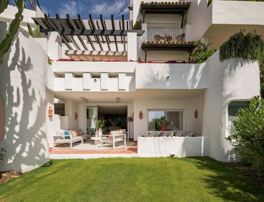 Sale · Apartment / Flat · Estepona · Costa del Sol