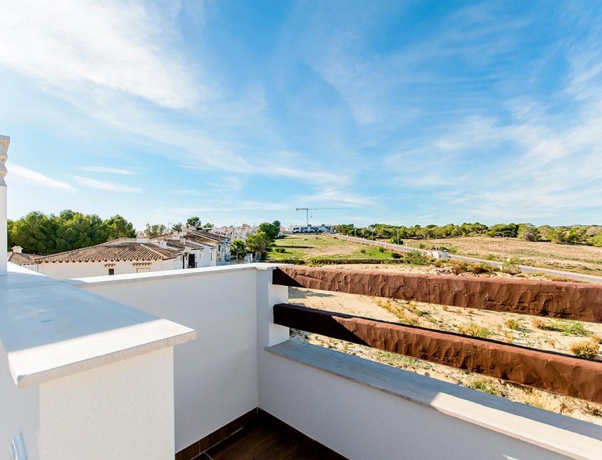 Nueva construcción  · Bungalow / Adosado / Semiadosado · Torrevieja · Lago Jardín II