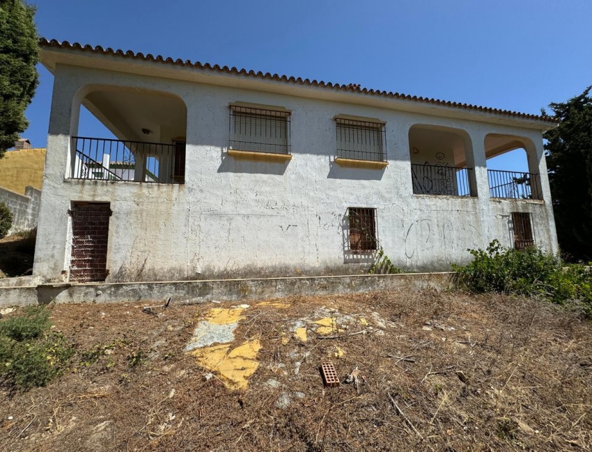 Sale · Plot / Land · San Roque · Costa del Sol