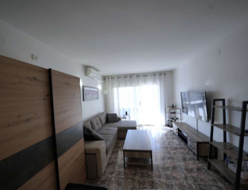 Sale · Apartment / Flat · Salatar