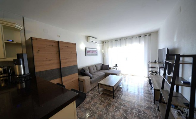 Sale · Apartment / Flat · Salatar