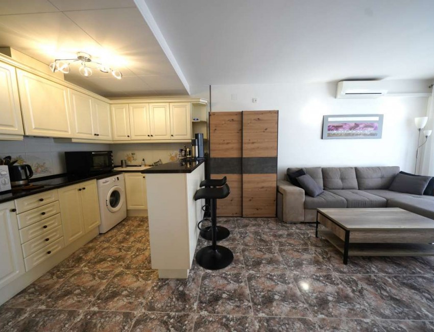 Sale · Apartment / Flat · Salatar