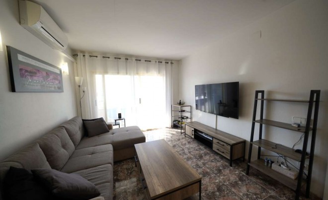 Sale · Apartment / Flat · Salatar