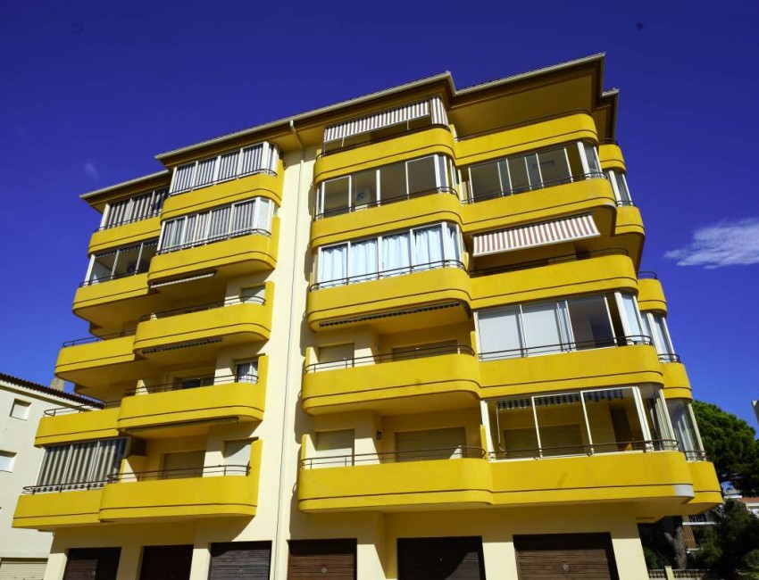 Sale · Apartment / Flat · Salatar