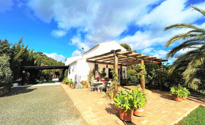 Venta · Villa / Chalet · Estepona · Costa del Sol