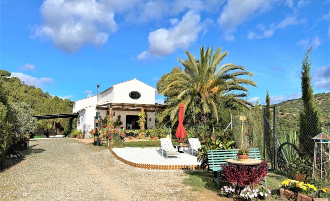 Venta · Villa / Chalet · Estepona · Costa del Sol