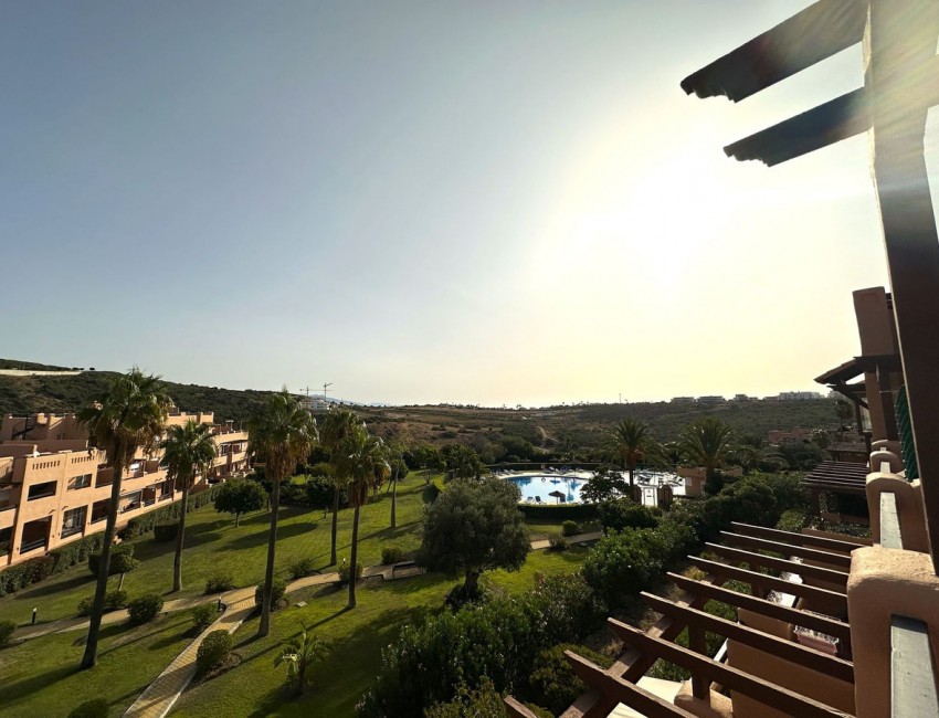 Sale · Apartment / Flat · Casares · Costa del Sol