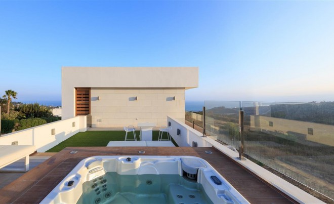 Venta · Villa / Chalet · San Roque · Costa del Sol