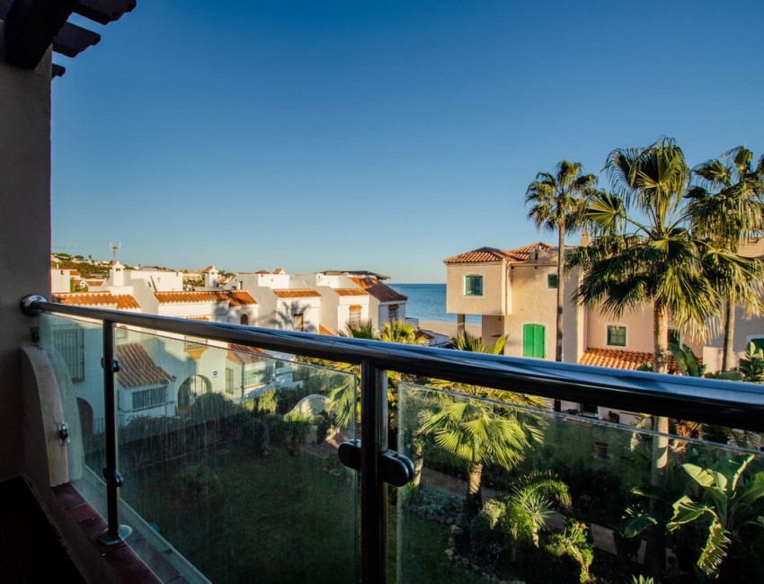 Venta · Apartamento / Piso · Casares · Costa del Sol