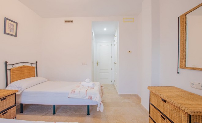 Venta · Apartamento / Piso · Casares · Costa del Sol