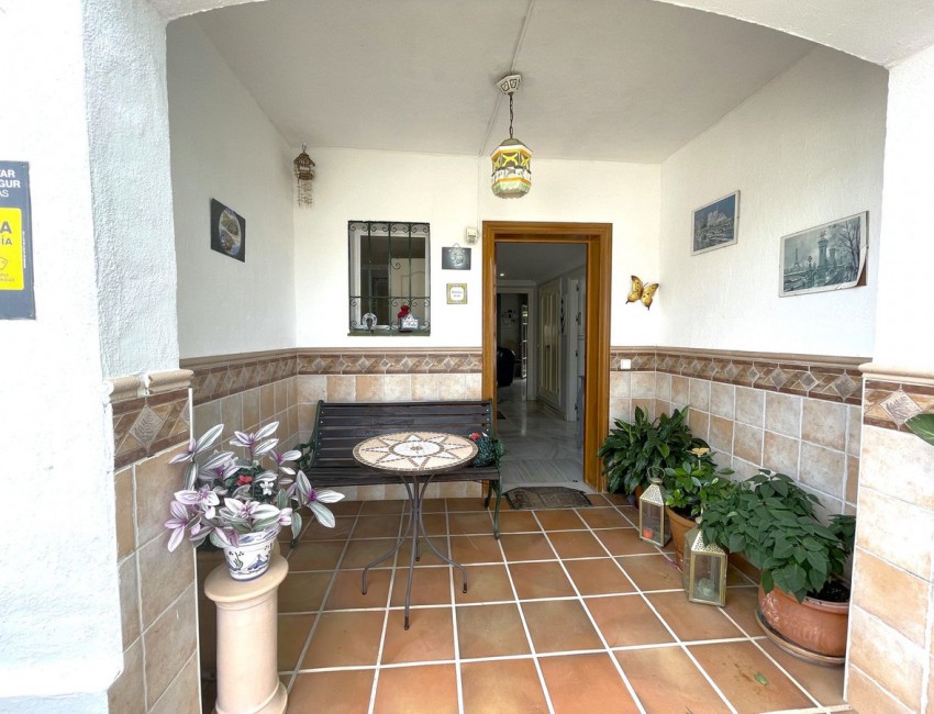 Sale · Bungalow / Townhouse / Detached / Terraced · Estepona · Costa del Sol