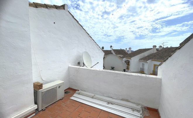 Sale · Bungalow / Townhouse / Detached / Terraced · Estepona · Costa del Sol