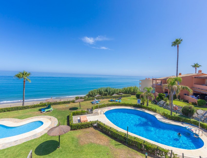 Venta · Bungalow / Adosado / Semiadosado · La Duquesa · Costa del Sol