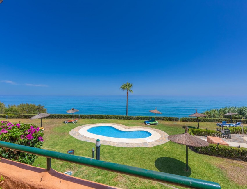 Venta · Bungalow / Adosado / Semiadosado · La Duquesa · Costa del Sol