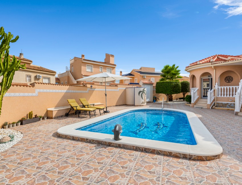 Venta · Villa / Chalet · Ciudad Quesada · Rojales