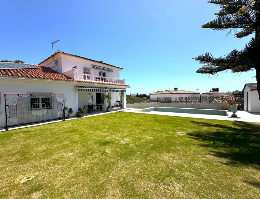 Venta · Villa / Chalet · Torreguadiaro · Costa del Sol