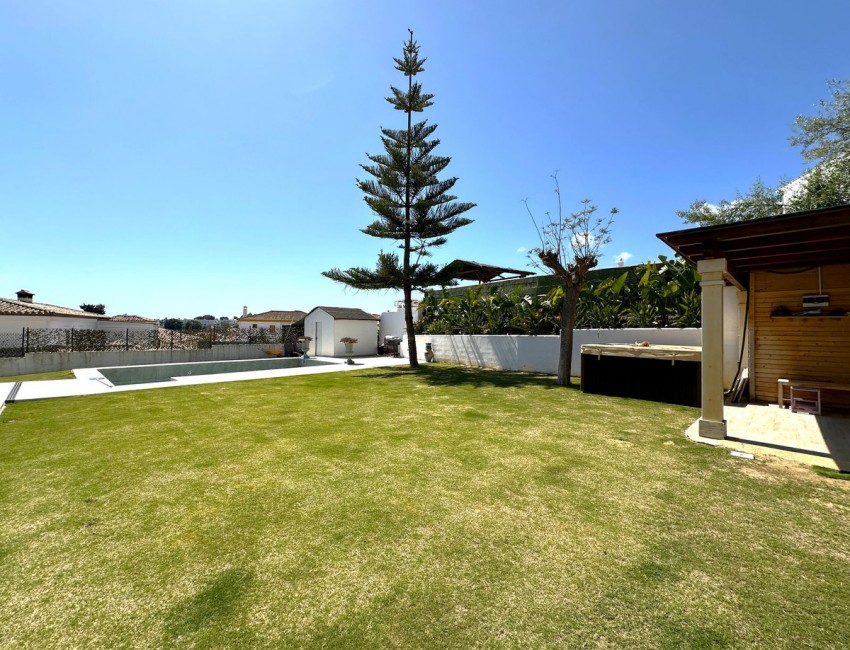 Venta · Villa / Chalet · Torreguadiaro · Costa del Sol