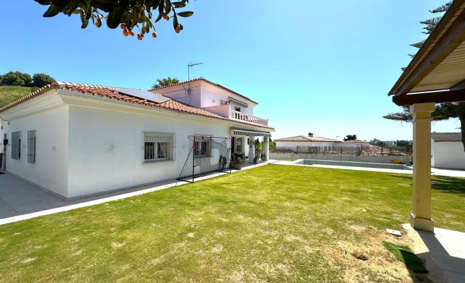 Venta · Villa / Chalet · Torreguadiaro · Costa del Sol