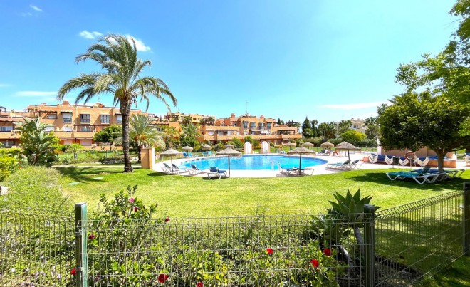 Venta · Apartamento / Piso · Casares · Costa del Sol