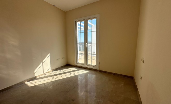 Venta · Apartamento / Piso · La Duquesa · Costa del Sol