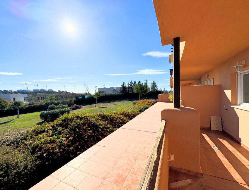 Sale · Apartment / Flat · Casares · Costa del Sol