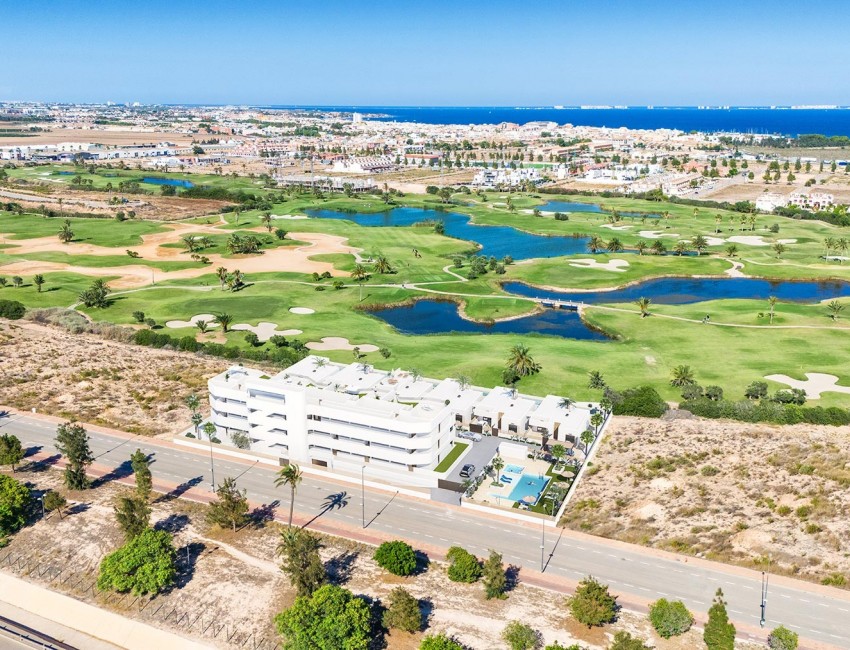 Nueva construcción  · Villa / Chalet · Los Alcazares · La Serena Golf