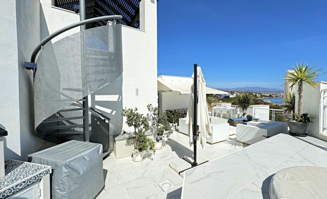 Venta · Apartamento / Piso · Casares · Costa del Sol