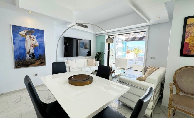 Sale · Apartment / Flat · Casares · Costa del Sol