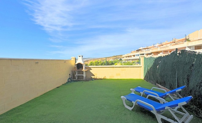 Sale · Apartment / Flat · Casares · Costa del Sol