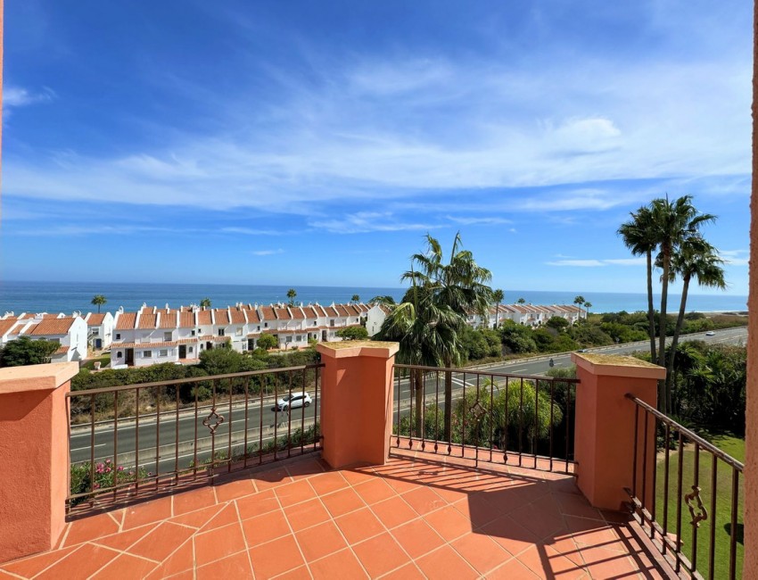 Sale · Apartment / Flat · La Duquesa · Costa del Sol