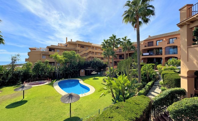 Sale · Apartment / Flat · La Duquesa · Costa del Sol