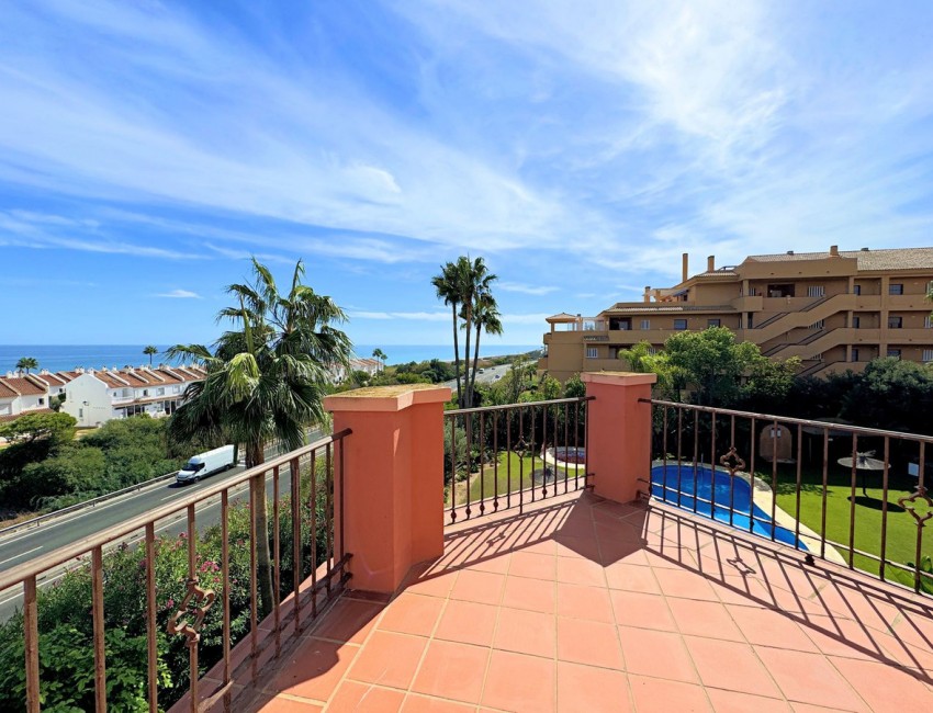 Sale · Apartment / Flat · La Duquesa · Costa del Sol