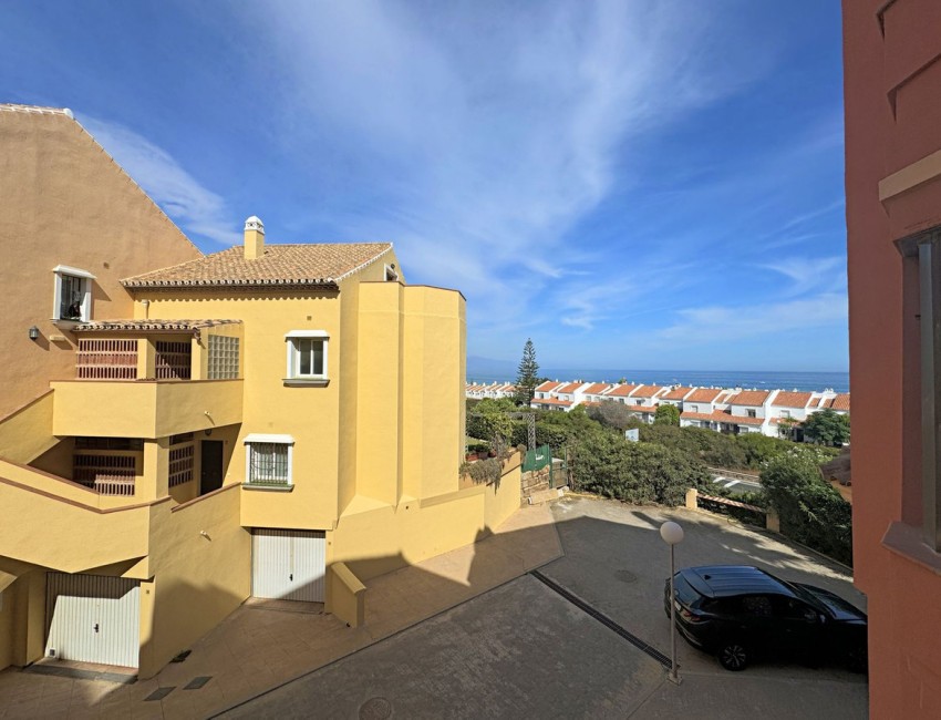 Sale · Apartment / Flat · La Duquesa · Costa del Sol