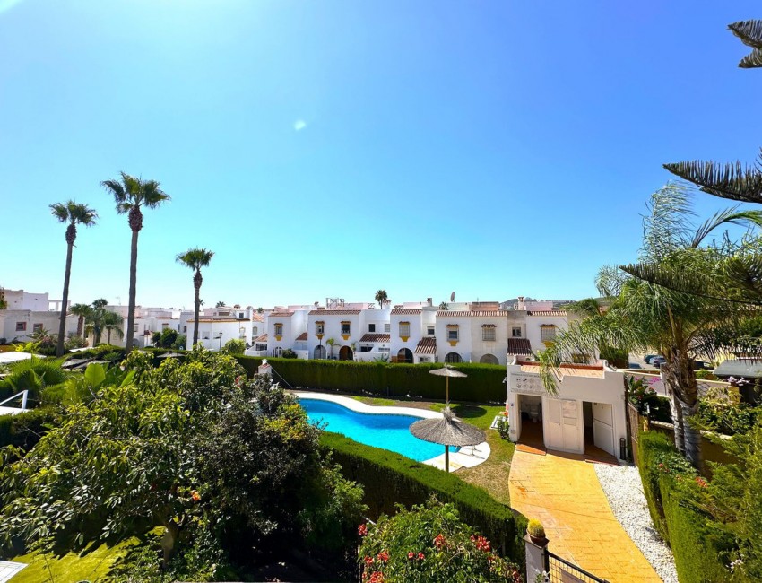 Revente · Bungalow / Maison de Ville · Casares · Costa del Sol