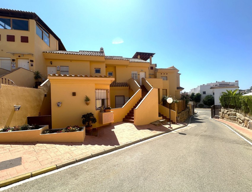 Revente · Bungalow / Maison de Ville · Casares · Costa del Sol