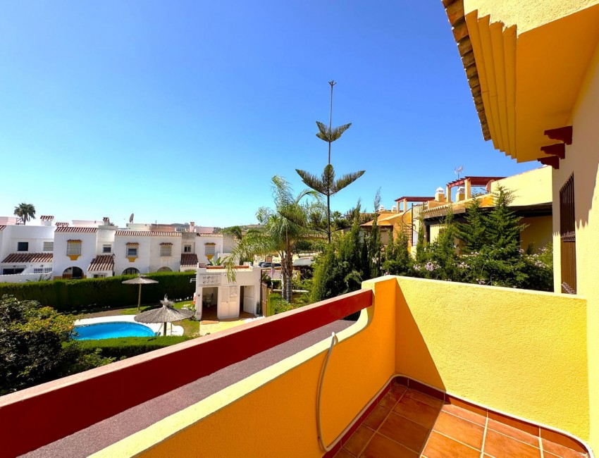 Revente · Bungalow / Maison de Ville · Casares · Costa del Sol