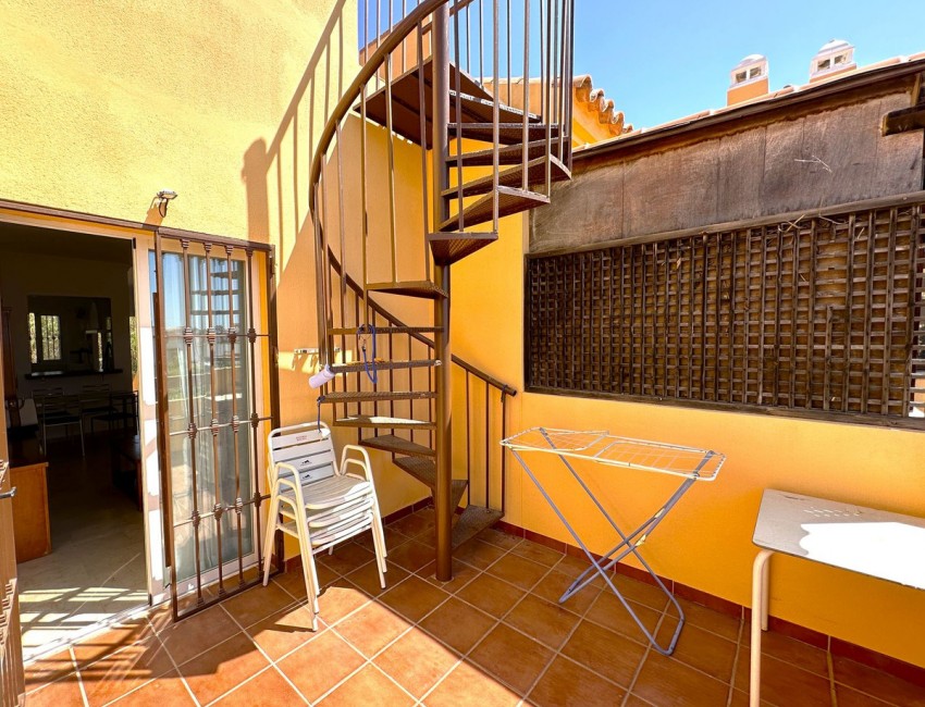 Sale · Bungalow / Townhouse / Detached / Terraced · Casares · Costa del Sol