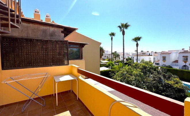 Revente · Bungalow / Maison de Ville · Casares · Costa del Sol