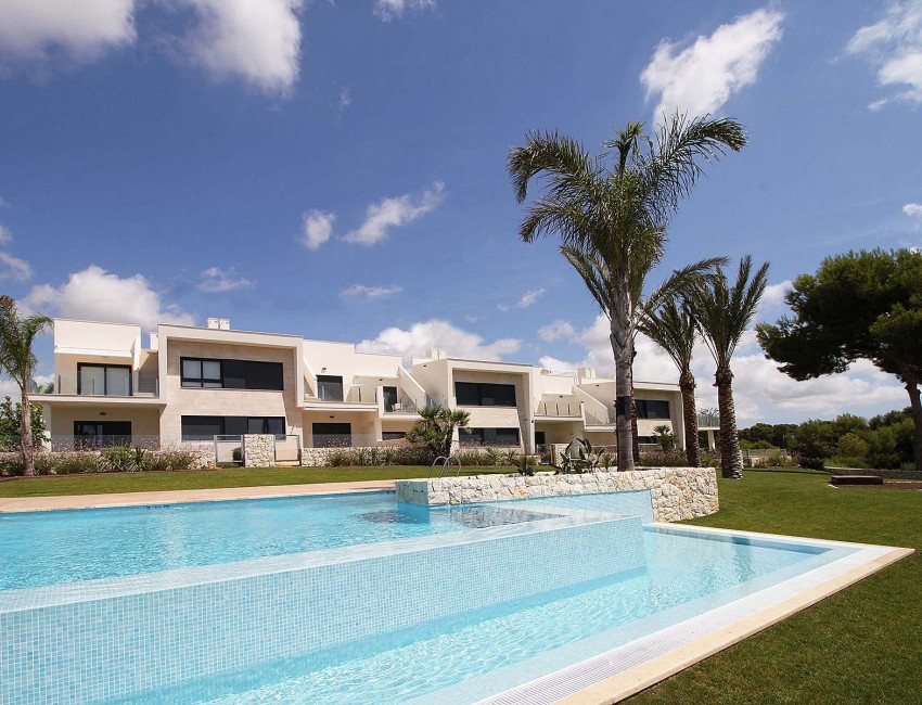 New Build · Bungalow / Townhouse / Detached / Terraced · Pilar de la Horadada · Lo Romero Golf