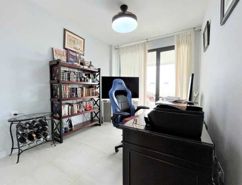 Sale · Apartment / Flat · Estepona · Costa del Sol