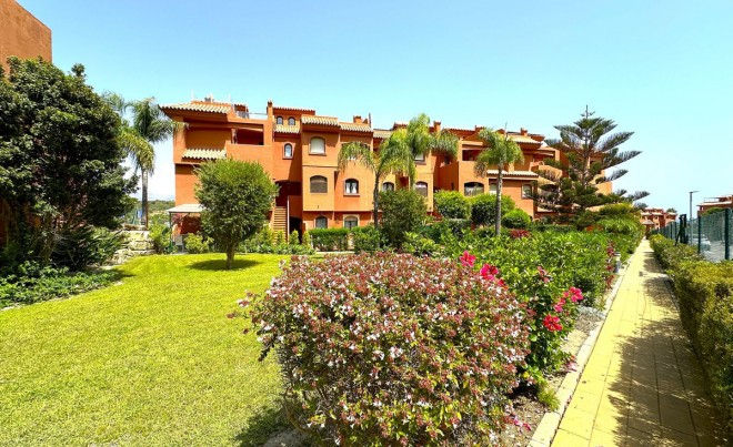 Sale · Apartment / Flat · Estepona · Costa del Sol