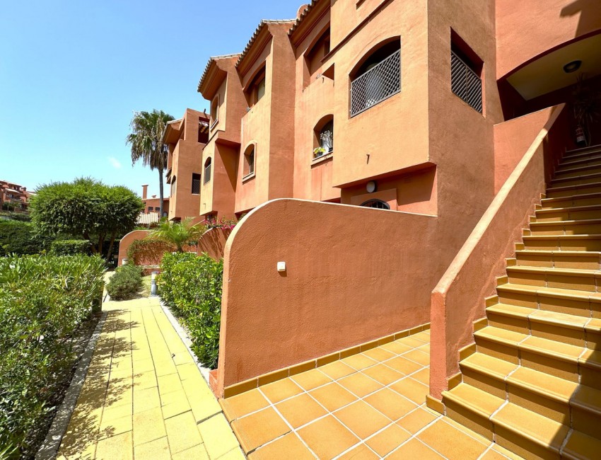 Sale · Apartment / Flat · Estepona · Costa del Sol