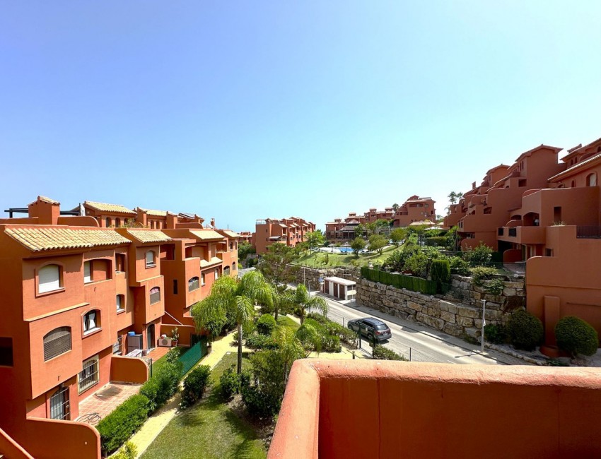 Sale · Apartment / Flat · Estepona · Costa del Sol