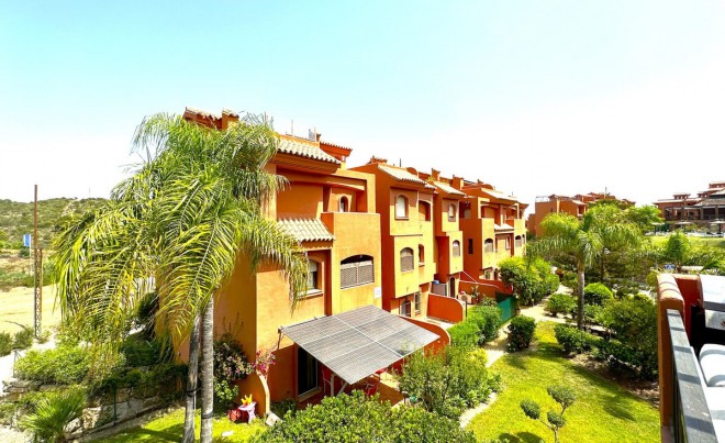 Sale · Apartment / Flat · Estepona · Costa del Sol