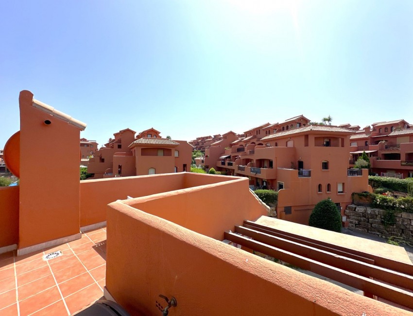 Sale · Apartment / Flat · Estepona · Costa del Sol