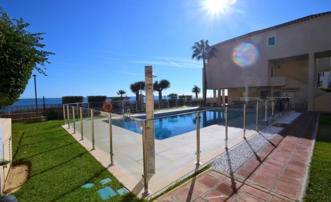 Sale · Apartment / Flat · Casares · Costa del Sol