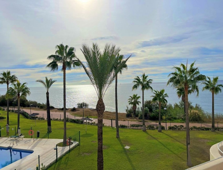 Sale · Apartment / Flat · Estepona · Costa del Sol