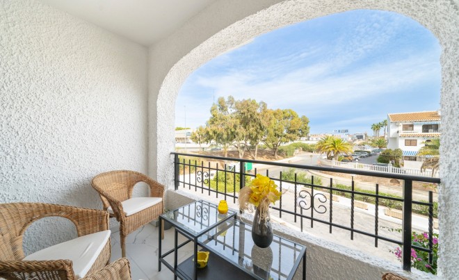 Venta · Apartamento / Piso · Orihuela Costa · Playa Flamenca