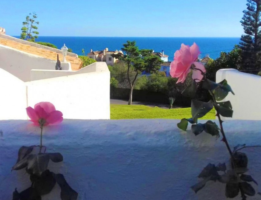 Sale · Bungalow / Townhouse / Detached / Terraced · Casares · Costa del Sol